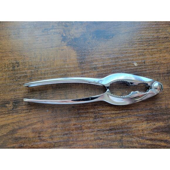 Vintage Chefmate Stainless Steel Nut/Seafood/Crab/Lobster/shell Cracker - Picture 3 of 6